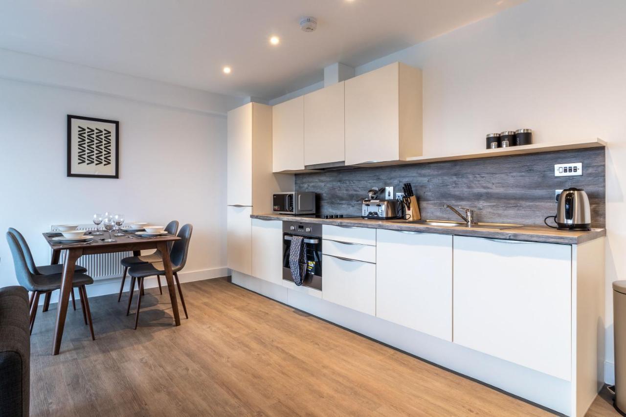 Seven Living Ashford - Modern And Spacious Apartments Exterior foto